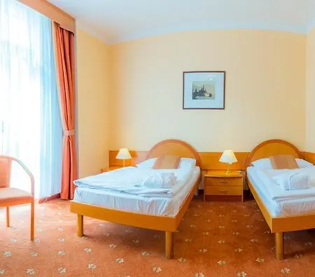 Ensana Hvezda - Imperial - Neapol 玛丽亚温泉