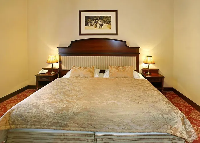 Hotel Ensana Hvezda - Imperial - Neapol