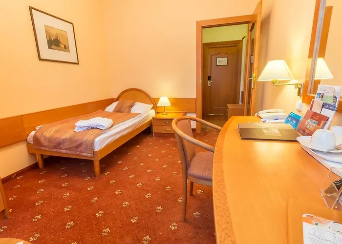 Ensana Hvezda - Imperial - Neapol Hotel 4*