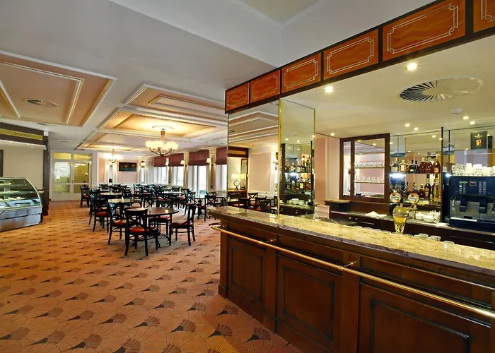 Ensana Hvezda - Imperial - Neapol 4* Marianske Lazne