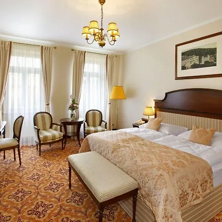 Ensana Hvezda - Imperial - Neapol Szálloda 4*