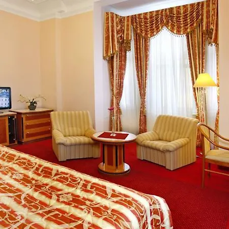 Ensana Hvezda - Imperial - Neapol Hotel 4*