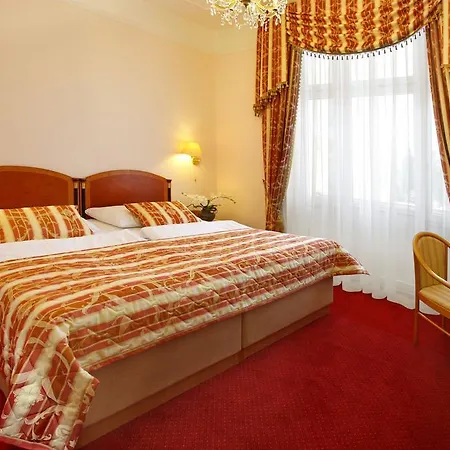 Ensana Hvezda - Imperial - Neapol Hotel