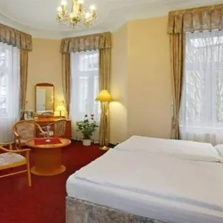 Ensana Hvězda - Imperiál - Neapol 4* Mariánské Lázně