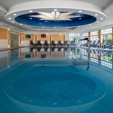 Ensana Hvězda - Imperiál - Neapol Hotel