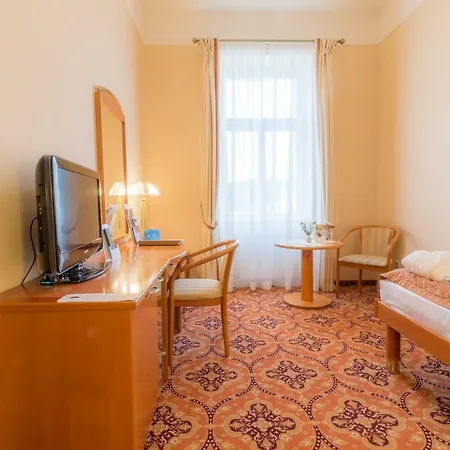 Ensana Hvězda - Imperiál - Neapol 4* Mariánské Lázně