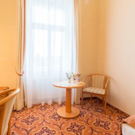 Ensana Hvezda - Imperial - Neapol Hotel