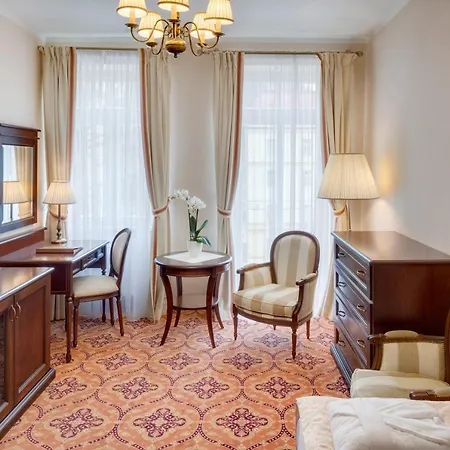 Ensana Hvězda - Imperiál - Neapol Hotel 4*