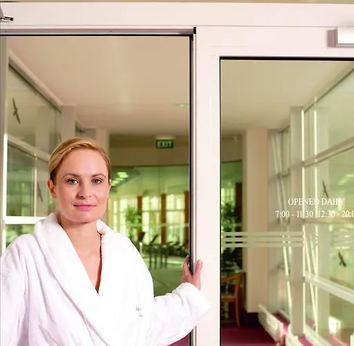 Ensana Hvezda - Imperial - Neapol 4*